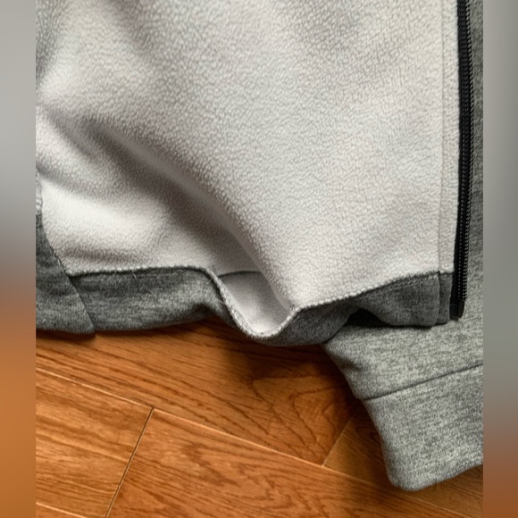 Men’s Nike hoodie - Picture 2 of 3